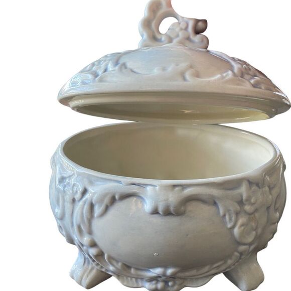 Handmade Porcelain White Wash Trinket Dish/Candy Dish - made in 1978 - Picture 4 of 7